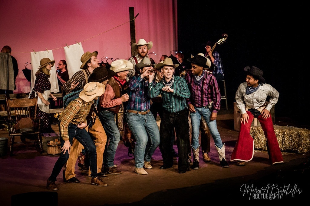Oklahoma! — Will Parker and Ado Annie by wagon under red lights