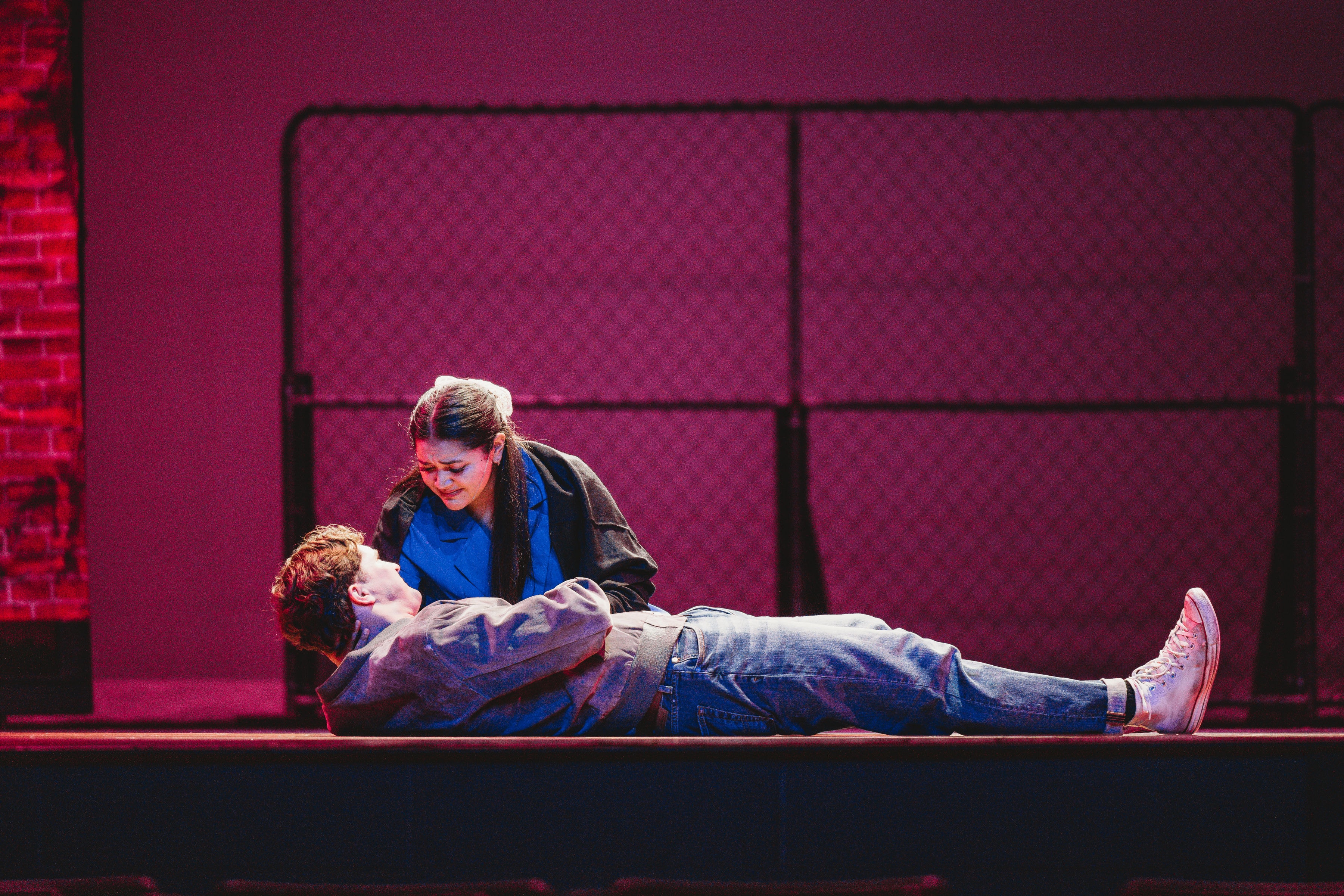 West Side Story 2026 - Maria cradling Tony in the final scene